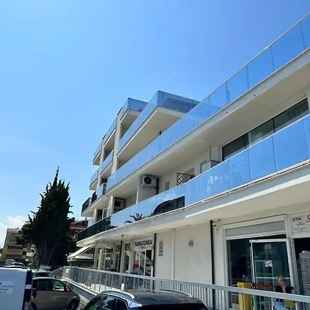 Lägenhet Nuovo In Prima Fila Mare Alba Adriatica